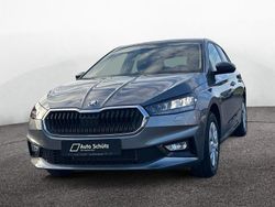 Grau Neu 2025 Skoda Fabia Essence Limousine | 17.980 € (Fairer Preis)