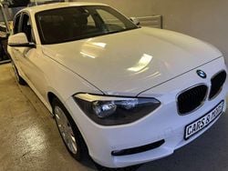 Weiß Gebraucht 2013 BMW 114 Urban Line Kleinwagen | 9.950 € (Fairer Preis)
