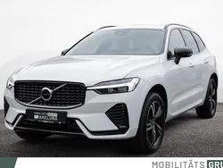 Weiß Gebraucht 2022 Volvo XC60 R-Design SUV | 40.890 € (Guter Preis)