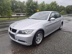 Tiansilber metallic Gebraucht 2006 BMW 318 Limousine | 6.900 € (Teuer)