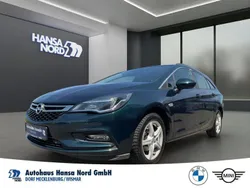 Grün Gebraucht 2018 Opel Astra Kombi | 5.222 € (Superpreis)