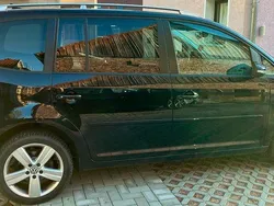 Schwarz Gebraucht 2014 VW Touran Life Van / Kleinbus | 14.500 € (Etwas zu teuer)
