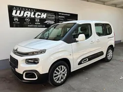 Weiß Gebraucht 2021 Citroën Berlingo Feel Van / Kleinbus | 19.990 € (Guter Preis)