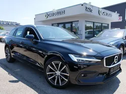 Schwarz Gebraucht 2020 Volvo V60 Kombi | 29.999 € (Teuer)