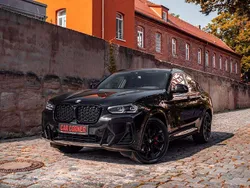 Black sapphire metallic Gebraucht 2025 BMW X4 M Sport SUV | 52.950 € (Superpreis)