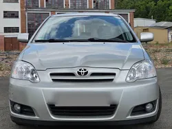 Silber Gebraucht 2005 Toyota Corolla Kleinwagen | 2.750 € (Guter Preis)