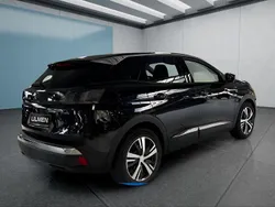 Schwarz Gebraucht 2022 Peugeot 3008 SUV | 24.699 € (Guter Preis)