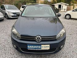 Blau Gebraucht 2011 VW Golf Style Limousine | 6.490 € (Etwas zu teuer)