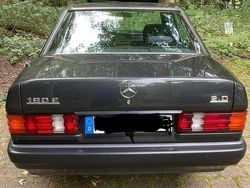 Schwarz Gebraucht 1992 Mercedes 190 Limousine | 3.650 €