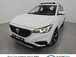 Weiß Gebraucht 2021 MG ZS Luxury Limousine | 14.762 € (Superpreis)