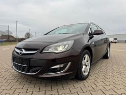 Braun Gebraucht 2013 Opel Astra Innovation Kombi | 5.499 € (Fairer Preis)