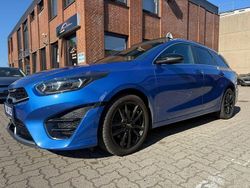 Blau Gebraucht 2022 Kia Ceed Sportswagon GT-Line Kombi | 15.995 €