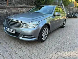 Silber Gebraucht 2015 Mercedes C200 Limousine | 13.500 €