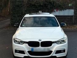 Weiß Gebraucht 2017 BMW 320 M Sport Limousine | 14.200 € (Superpreis)