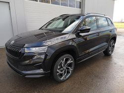 Black magic perleffekt Neu 2025 Skoda Karoq SportLine SUV | 40.875 € (Etwas zu teuer)