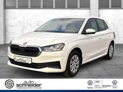 Weiß Gebraucht 2023 Skoda Fabia Active Limousine | 15.490 € (Fairer Preis)