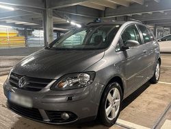 Grau Gebraucht 2008 VW Golf Plus Cross Van / Kleinbus | 4.499 € (Guter Preis)