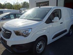 Weiß Gebraucht 2021 Opel Combo Edition Kombi | 12.880 € (Fairer Preis)