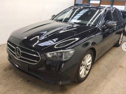 Schwarz Gebraucht 2022 Mercedes E220 Kombi | 26.789 € (Guter Preis)