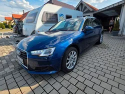 Blau Gebraucht 2017 Audi A4 Ambiente Kombi | 15.999 € (Guter Preis)