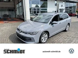 Mondsteingrau Gebraucht 2024 VW Golf VIII R Kombi | 26.198 € (Superpreis)