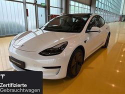 Weiß Gebraucht 2021 Tesla Model 3 Standard Range Limousine | 25.500 € (Fairer Preis)