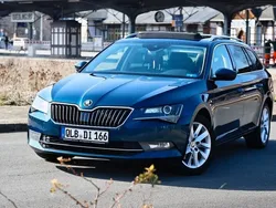 Blau Gebraucht 2016 Skoda Superb Style Kombi | 10.900 € (Teuer)