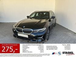 Black sapphire metallic Gebraucht 2021 BMW 330e Luxury Line Kombi | 26.444 € (Fairer Preis)