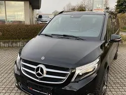Schwarz Gebraucht 2019 Mercedes V250 Avantgarde Van / Kleinbus | 45.990 € (Guter Preis)