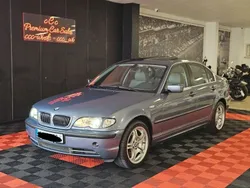 Blau Gebraucht 2002 BMW 330 Limousine | 10.500 € (Teuer)