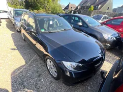 Black sapphire metallic Gebraucht 2005 BMW 320 Sport Line Kombi | 1.999 € (Guter Preis)