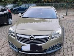 Gold Gebraucht 2015 Opel Insignia Kombi | 13.500 € (Teuer)