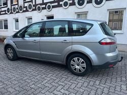 Grau Gebraucht 2008 Ford S-MAX S Van / Kleinbus | 3.000 € (Guter Preis)