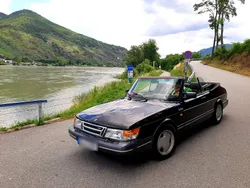 Schwarz Gebraucht 1989 Saab 900 Cabriolet Cabrio | 15.900 €