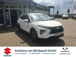 Weiß Gebraucht 2022 Mitsubishi Eclipse Cross Basis SUV | 21.880 € (Superpreis)
