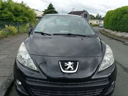 Schwarz Gebraucht 2012 Peugeot 207 Forever Limousine | 1.900 € (Superpreis)