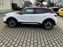 Weiß Gebraucht 2024 Opel Mokka GS Line SUV | 19.900 € (Fairer Preis)