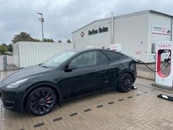 Schwarz Gebraucht 2022 Tesla Model Y Performance SUV | 37.000 € (Fairer Preis)