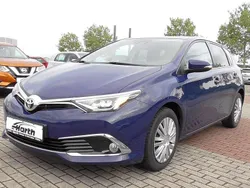 Indigoblau Gebraucht 2017 Toyota Auris Executive Limousine | 11.610 € (Fairer Preis)