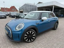 Blau Gebraucht 2023 Mini Cooper Kleinwagen | 21.990 € (Guter Preis)