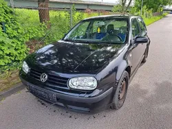 Schwarz Gebraucht 2000 VW Golf IV Edition Limousine | 1.500 € (Fairer Preis)