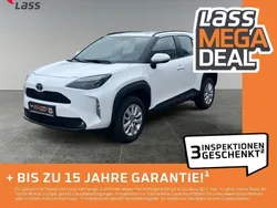 Schneeweiß Gebraucht 2024 Toyota Yaris Cross Comfort SUV | 24.980 € (Guter Preis)