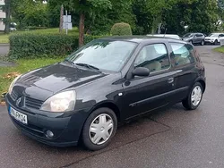 Schwarz Gebraucht 2006 Renault Clio II Kleinwagen | 1.500 €