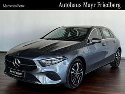 Grau Gebraucht 2025 Mercedes A200 Advanced Limousine | 31.488 € (Fairer Preis)