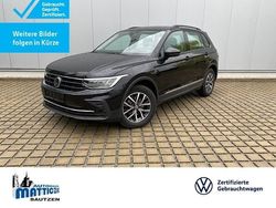 Deep black perleffekt (metallic) Gebraucht 2021 VW Tiguan Business SUV | 24.879 € (Fairer Preis)