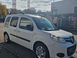 Weiß Gebraucht 2014 Renault Kangoo Happy Family Van / Kleinbus | 7.600 € (Superpreis)