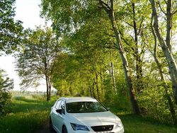 Weiß Gebraucht 2015 Cupra Leon Kombi | 18.000 € (Fairer Preis)