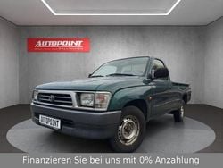 Grün Gebraucht 2001 Toyota HiLux Abholung | 7.750 €