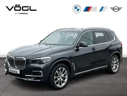 Grau Gebraucht 2023 BMW X5 xLine SUV | 63.840 € (Superpreis)