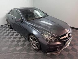Grau Gebraucht 2014 Mercedes E200 AMG line Coupé | 10.500 €